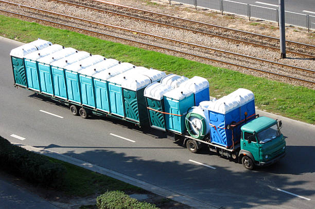 Porta potty delivery and setup in Minnetonka, MN